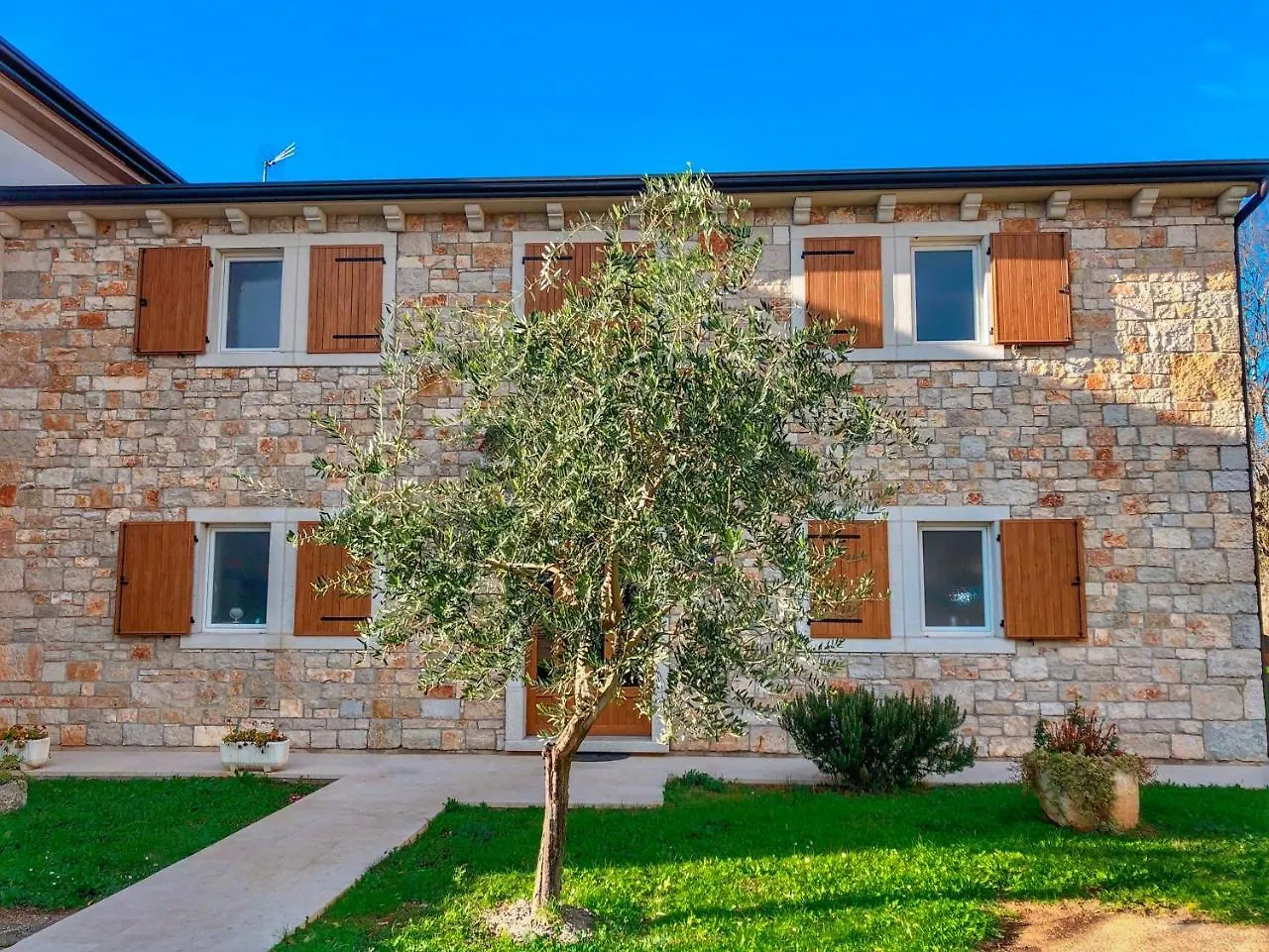 Bed & Breakfast Kastel Žbandaj